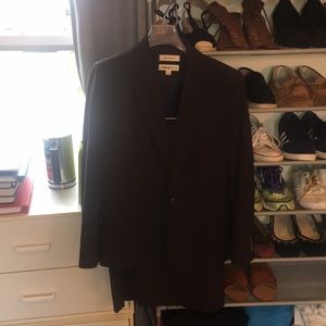 Women’s brown suit